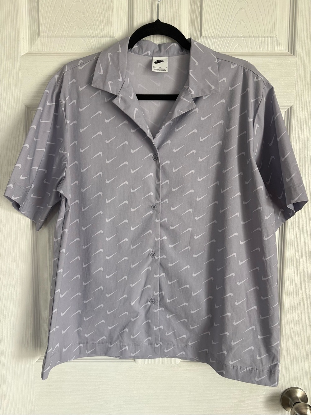 Nike Women’s  Short Sleeve Sportswear Shirt - Light Gray/Purple with Swoosh M